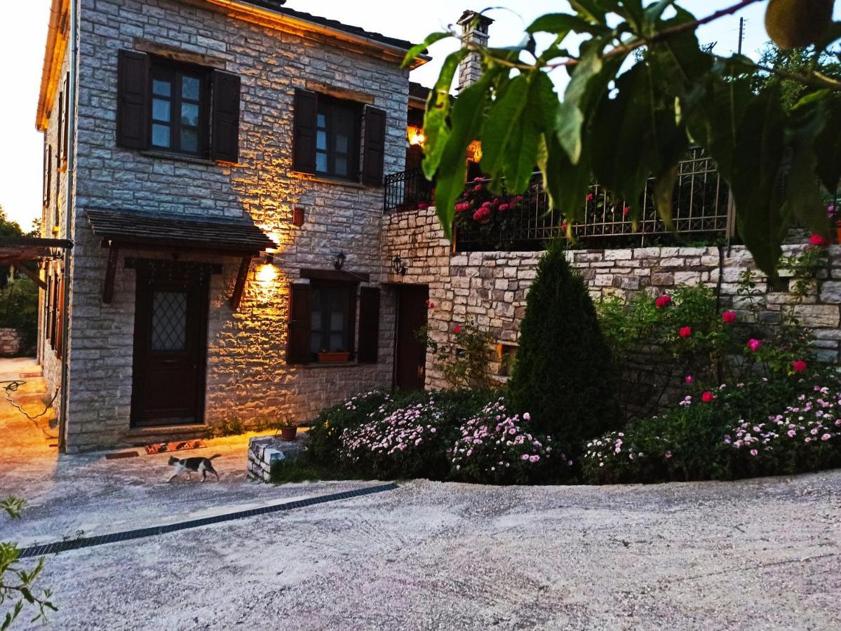 Hotel Foris House à Víkos Extérieur photo