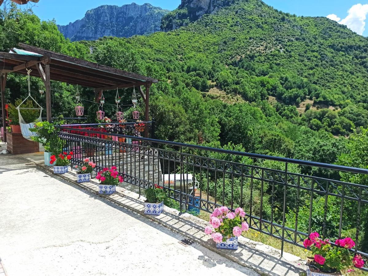 Hotel Foris House à Víkos Extérieur photo