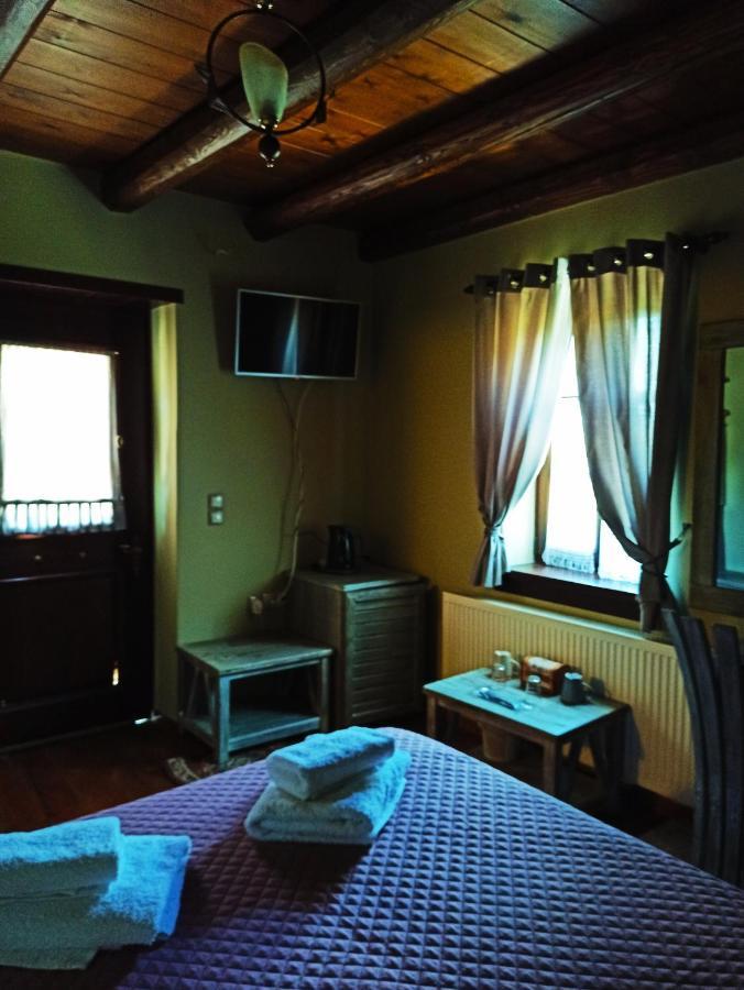 Hotel Foris House à Víkos Extérieur photo