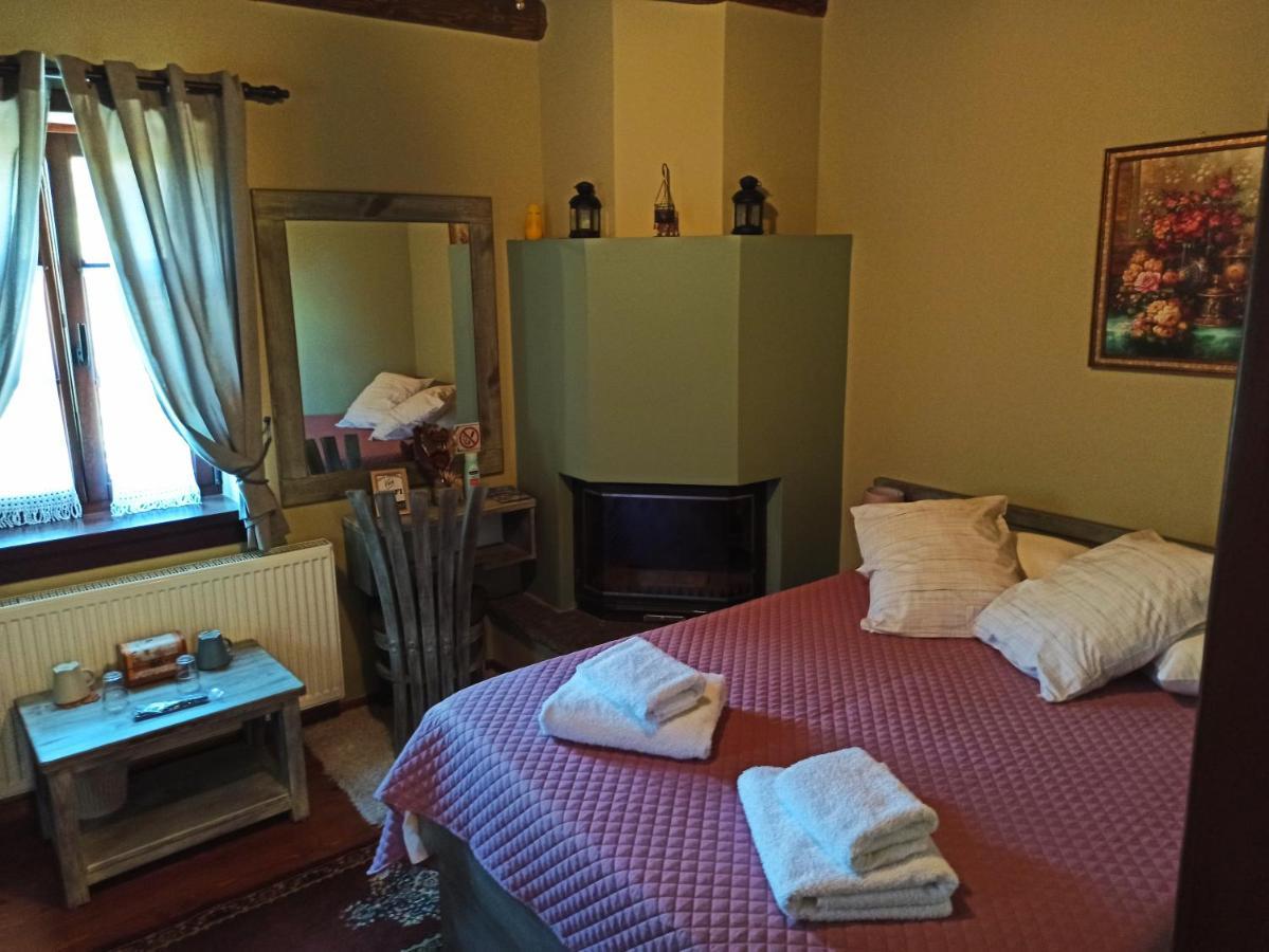 Hotel Foris House à Víkos Extérieur photo